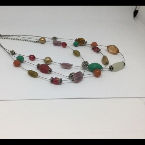 Layered necklace free with purchase - Picture 5 of 5